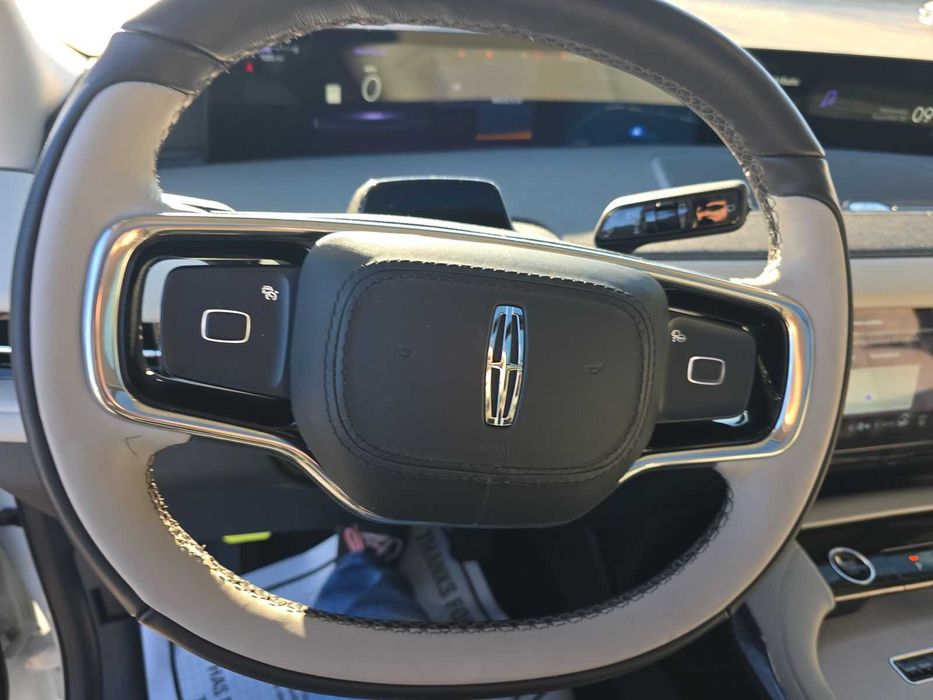 2025 Lincoln Navigator