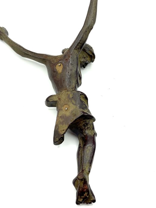 Cristo em madeira antigo, arte sacra, religioso