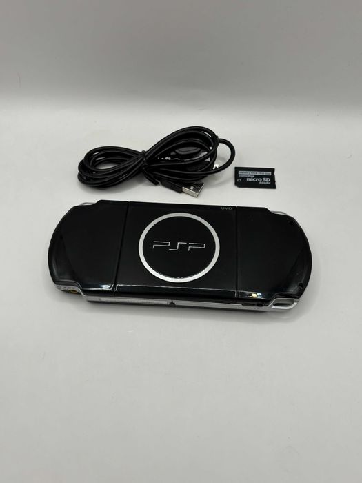 czarna konsola PSP 3000 slim + adapter + kabel stan bardzo dobry