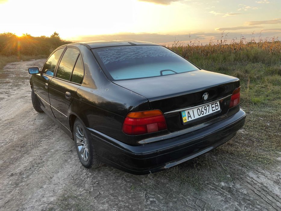 BMW 528 E39 2.8 бензин (обмін)