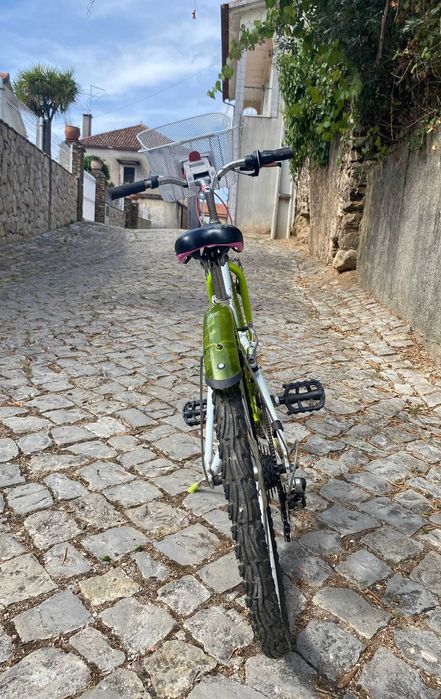Bicicleta para senhora em ótimo estado de conservação