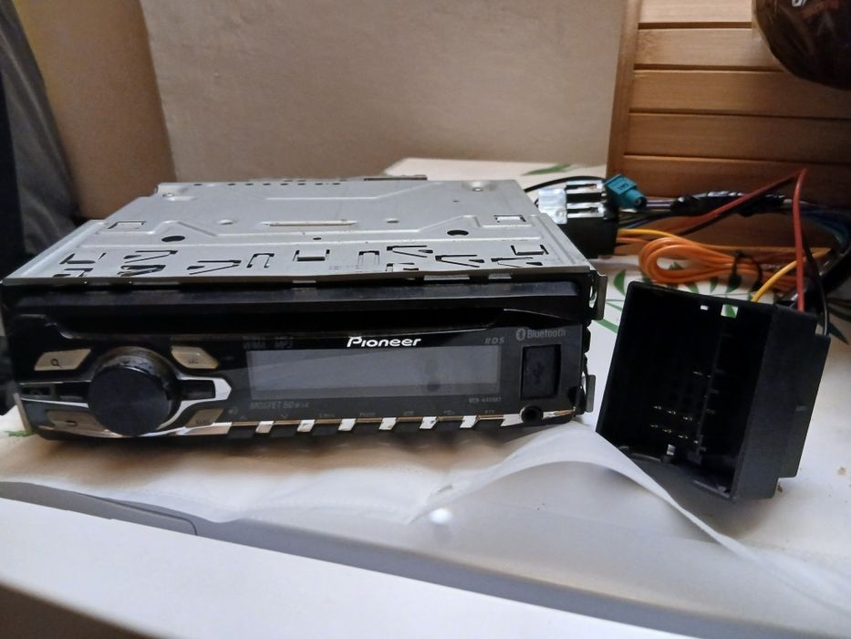 Radio Pioneer DEH-4400BT