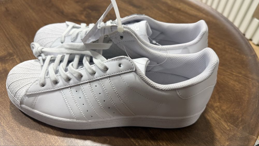 Adidas superstar 44 2/3