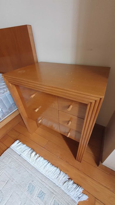 2 Mesas de cabeceira 60cmx40cm