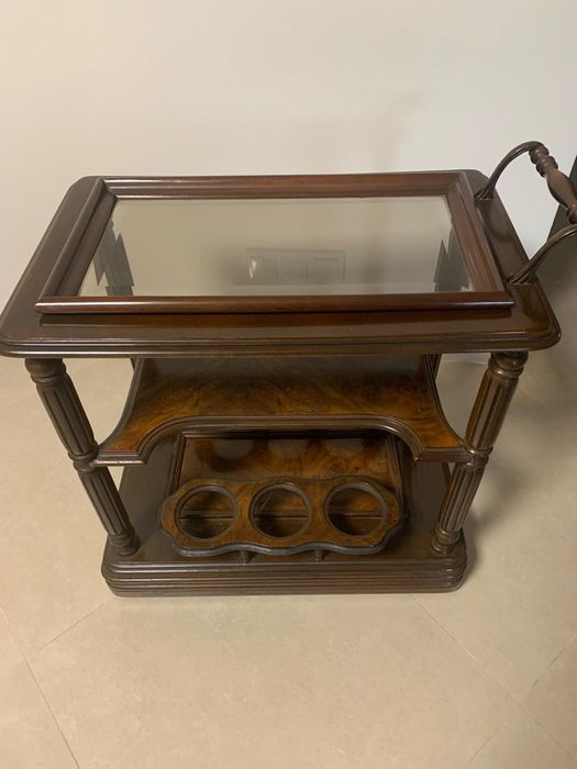 Carrinho de chá castanho