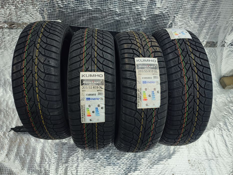 Komplet nowych opon Kumho WinterCraft WP52+ 205/55/19 97H XL