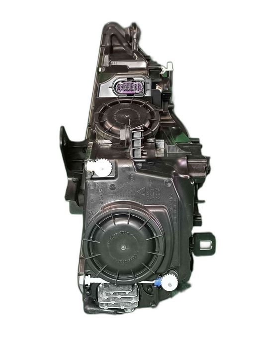Ótica / Farol Esquerdo AUDI A3 1LL010740 (OEM) | 8V0941005D (OEM) | 8V1941043D (OEM)