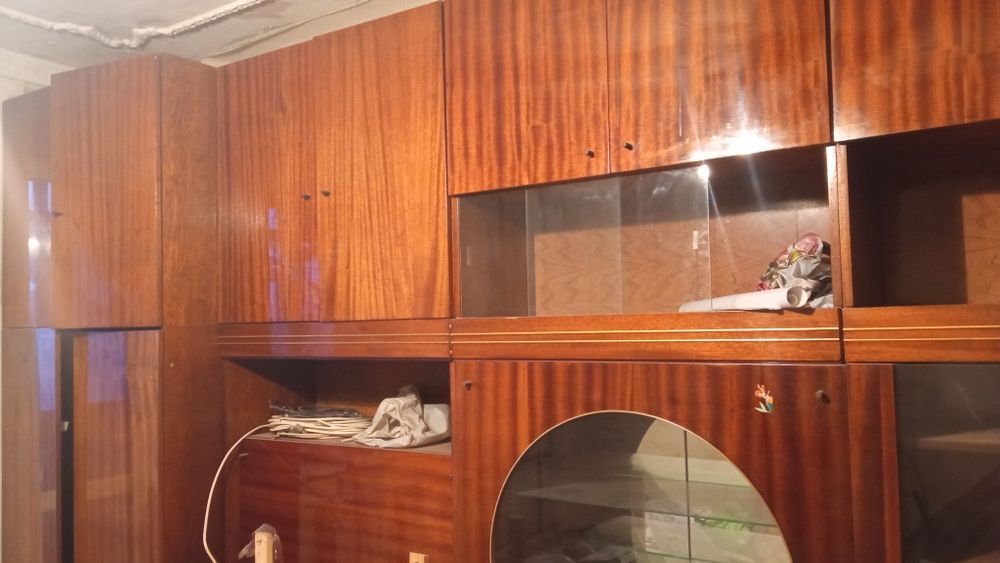 Стенка вместительная