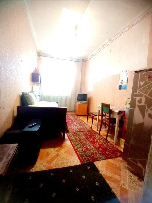 Продажа двухкомнатной гостинки метро Масельского