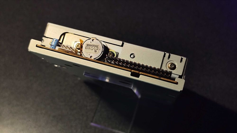 Retro stacja dyskietek 3,5" ALPS ELECTRIC model DF354H911A (1996 r.) – idealny stan, sprawna