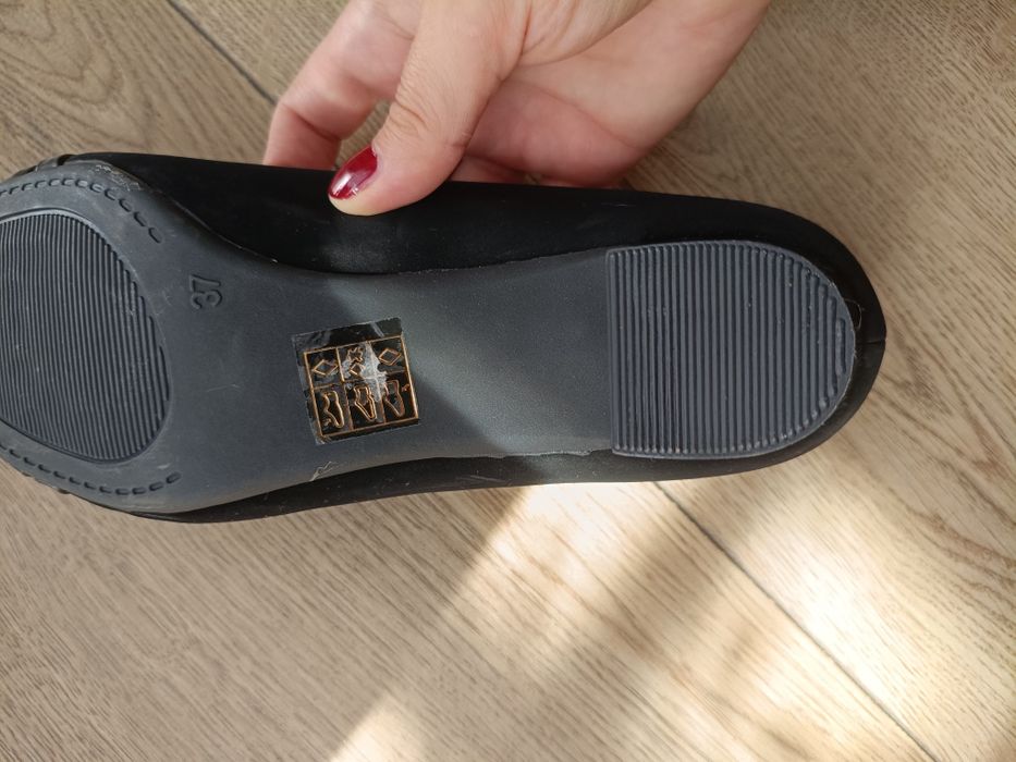 Eleganckie buty na obcasie r 37
