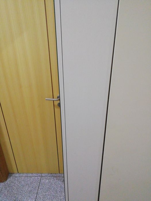 Sapateira alta com espelho