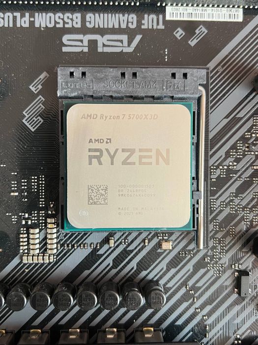 Комплект Ryzen 7 5700X3D, B550, 32gb и кулер