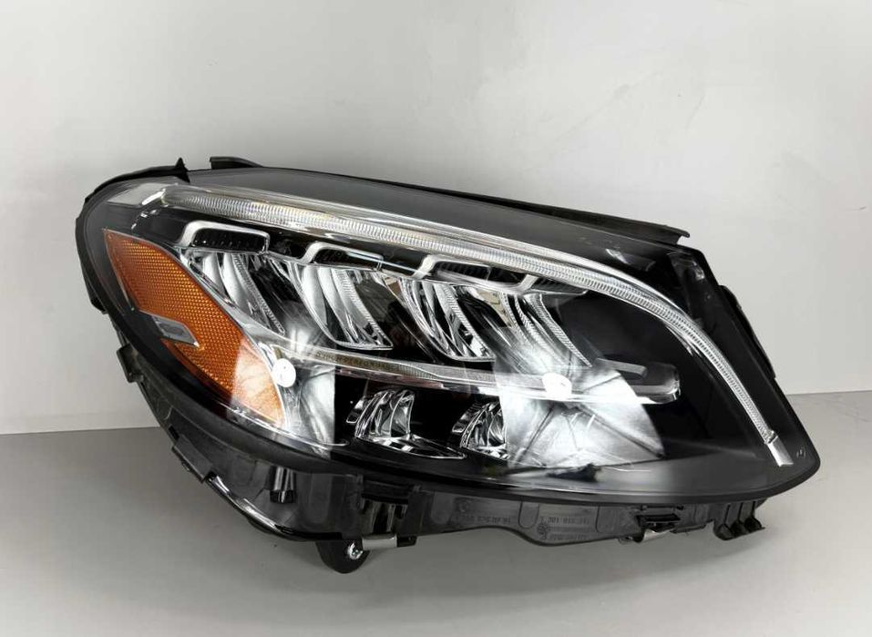 Фари передні Mercedes C-Class W205 Lift Фара права або ліва EU USA разборка