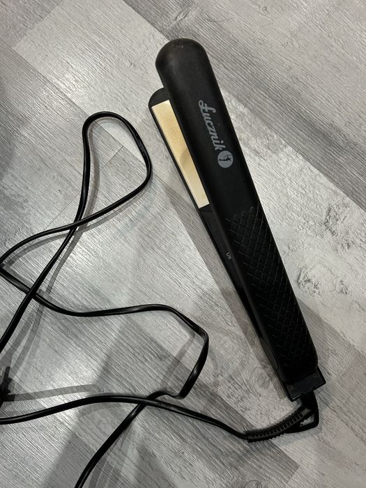 Prostownica ceramiczna