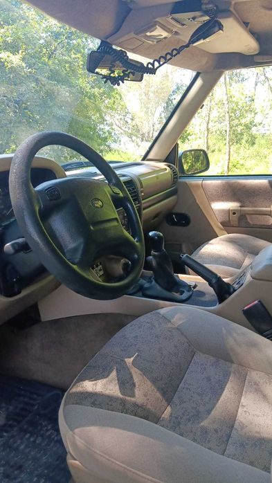 Land Rover Discovery impecável