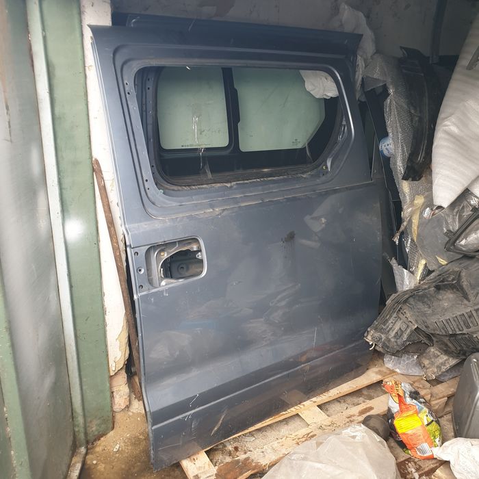 Панель   переднего бампера  Hyundai  H 1  Grand Starex