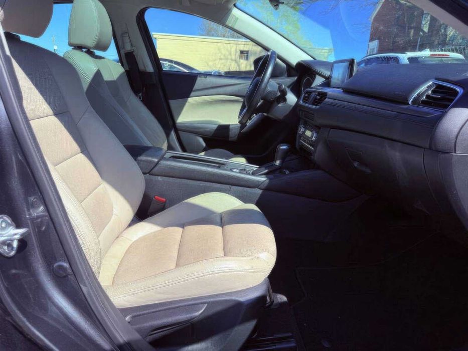 Mazda 6 i Touring      2016