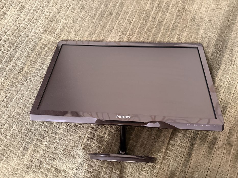 Монітор philips 60 гц
