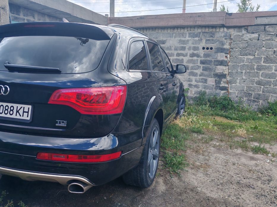 Ауди Q7 продам 2015
