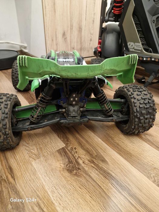 Traxxas Sledge (Zmodyfikowany + części)