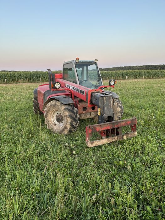 Ładowarka teleskopowa MASSEY FERGUSON 8926
