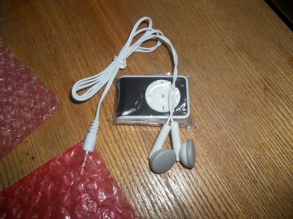 Плеер мп3 громкий с наушниками, колонка