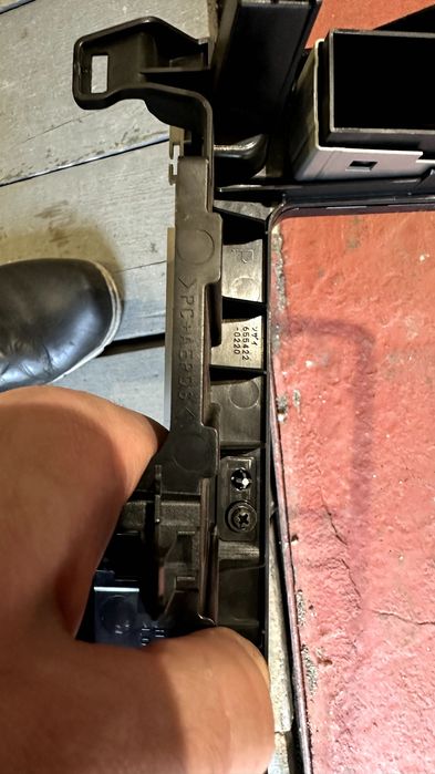 заглушка рамка магнитолы land cruiser prado 2020-2023 55420-60160