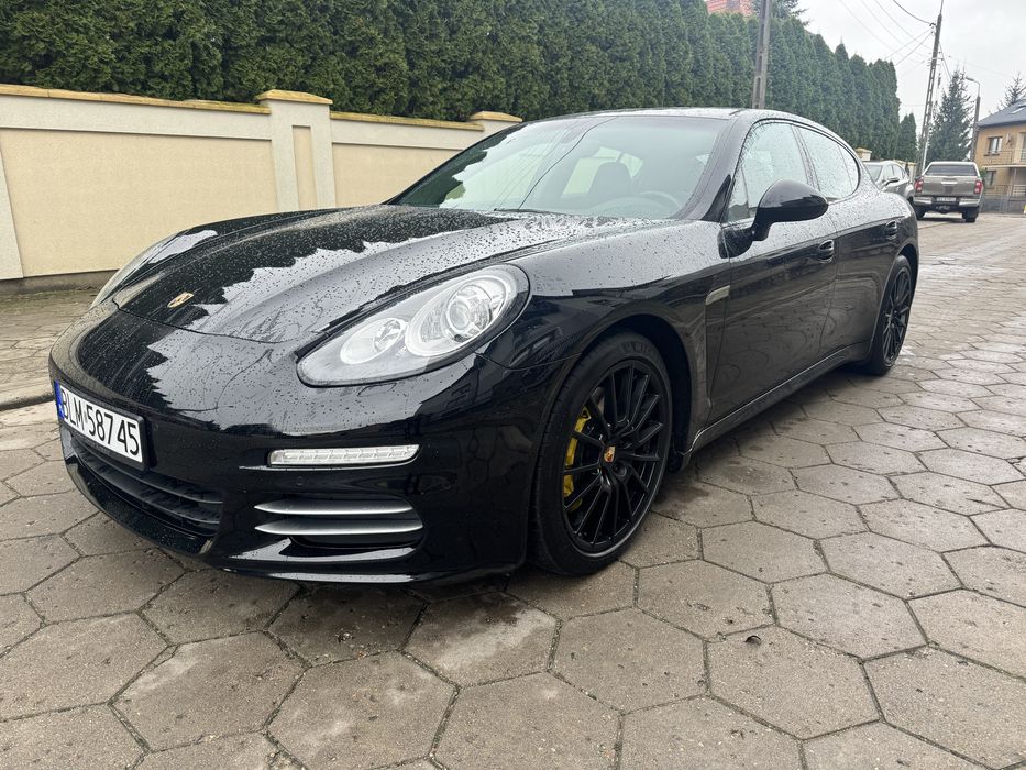 Porsche panamera 4x4 3.6 2016 edition