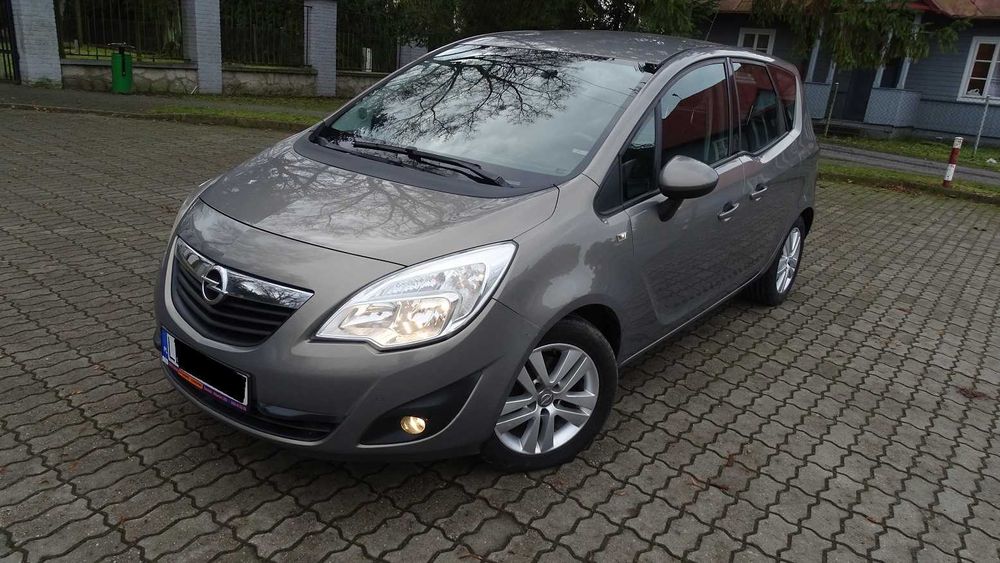 OPEL MERIVA 1,3 DIESEL,ZAREJESTR,klima,alu,elektryka,radio