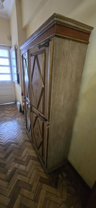 Roupeiro antigo Anos 60