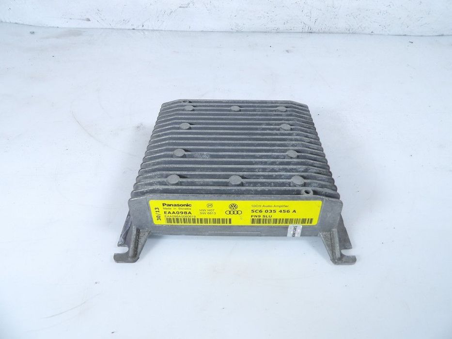 SKODA SUPERB II WZMACNIACZ 5C6035456A