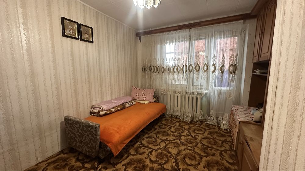 Продаж малосімейки на Вітрука 55