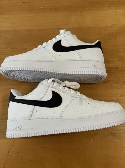 Buty sportowe Nike_Air_Force_1_Low_White_and_Black R.42
