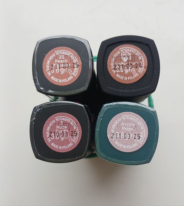 Помады "Ультра" avon