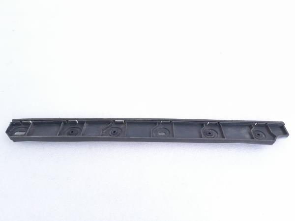 Guia de pára-choques trás direita MERCEDES-BENZ Vito / Vito Combi (W63