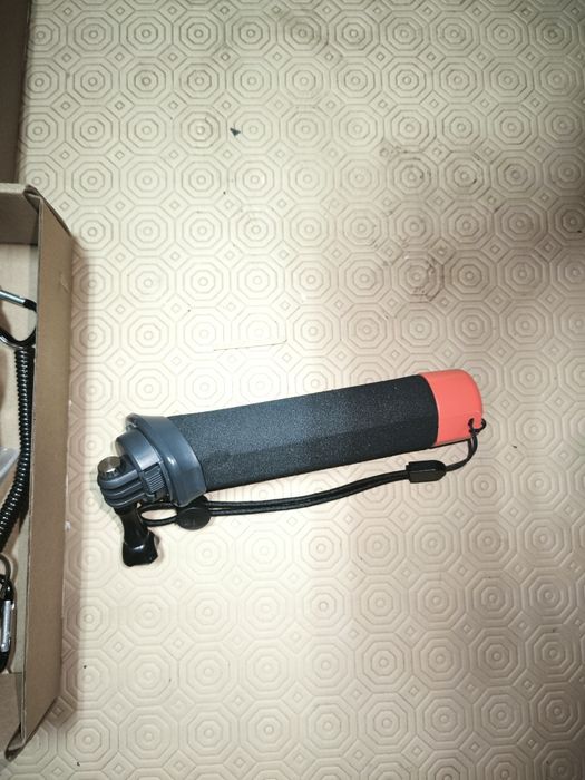 Punho de mão flutuante câmaras de acção