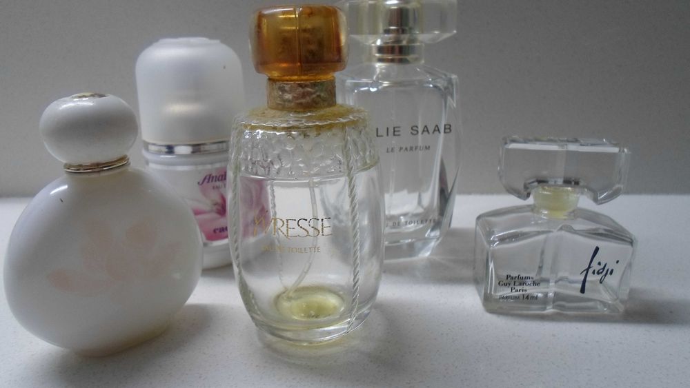 Fidji YSL Elie Saab Cacharel Magnolia флаконы