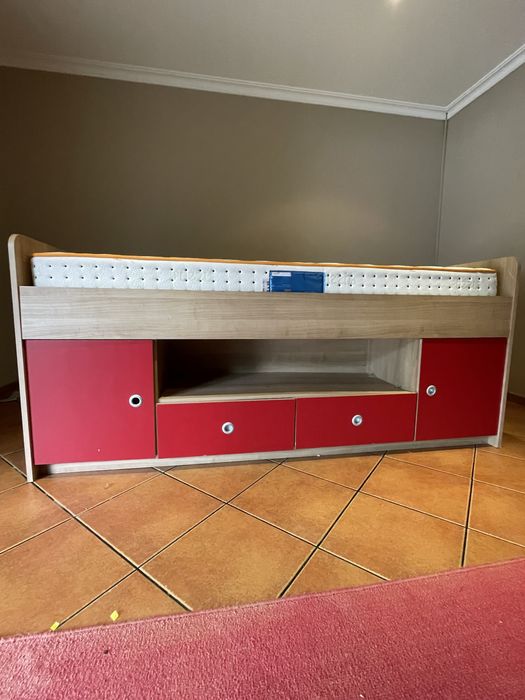 Cama individual criança