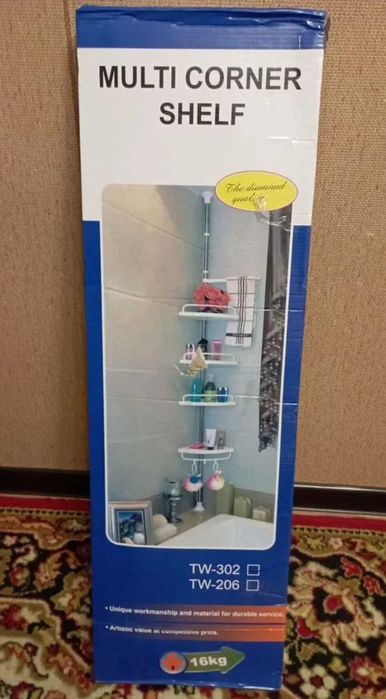 Кутова поличка для ванної це стильне рішення для економії місця