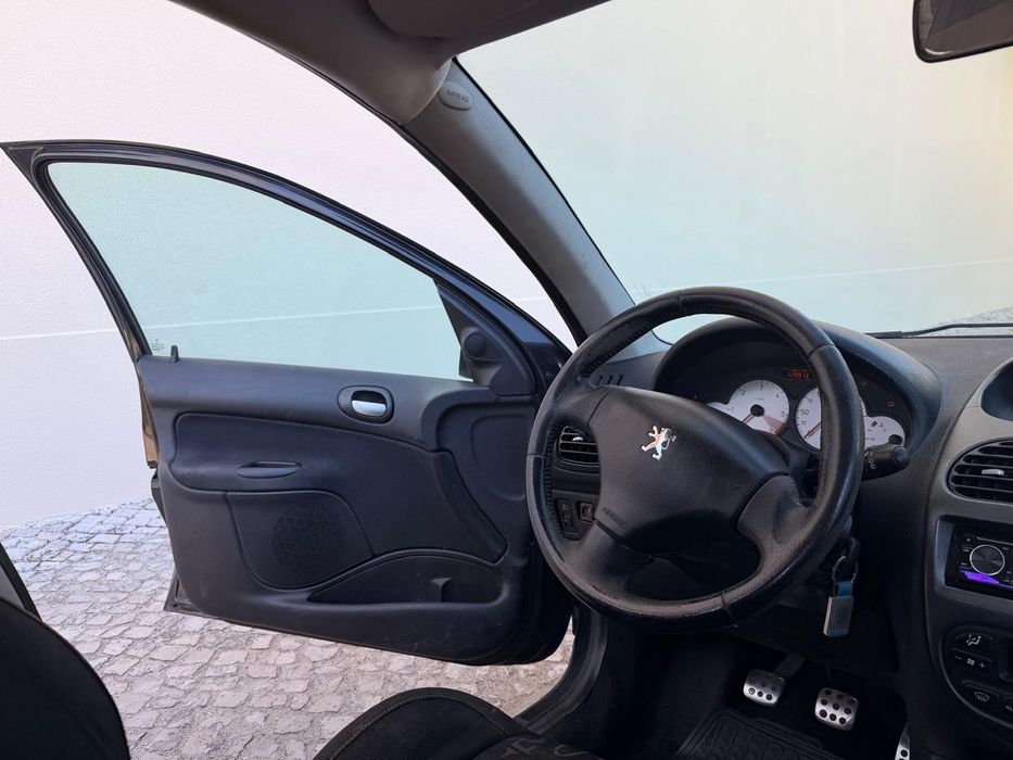 Peugeot 206  SW Carrinha 1.6 Diesel — photo 4