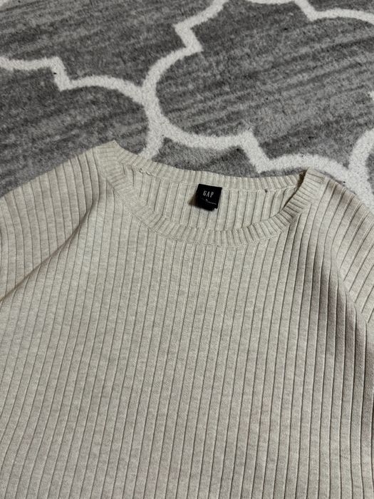 Класичний в'язаний світер Gap sweater old money