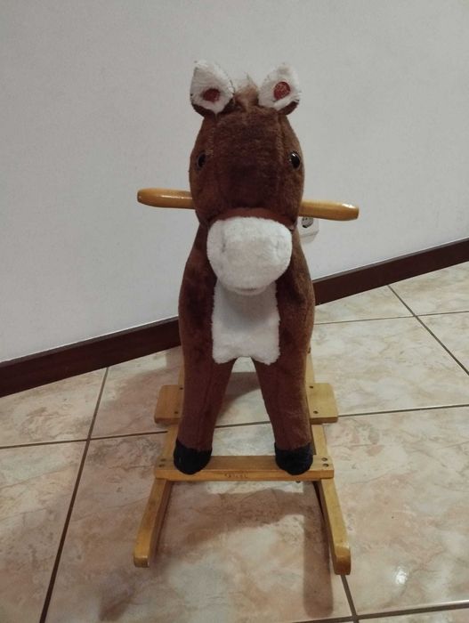 Cavalo Baloiço para Crianças