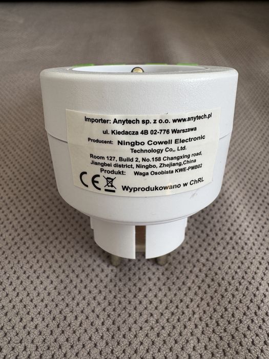 Miernik zużycia prądu watomierz