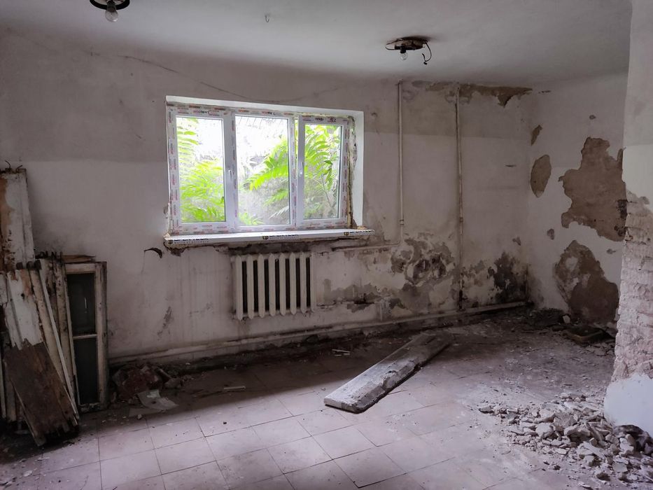 Продажа помещения в Центре 25 м.кв. г. Днепр ул. Плеханова - Ленина