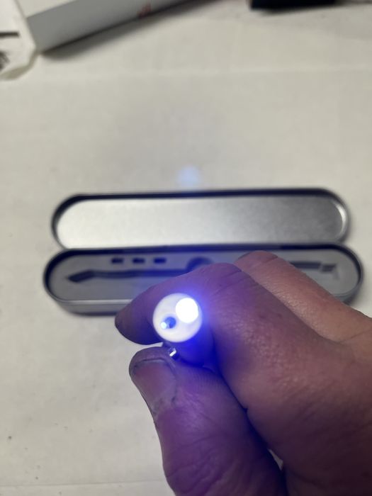 Stary laserowy długopis