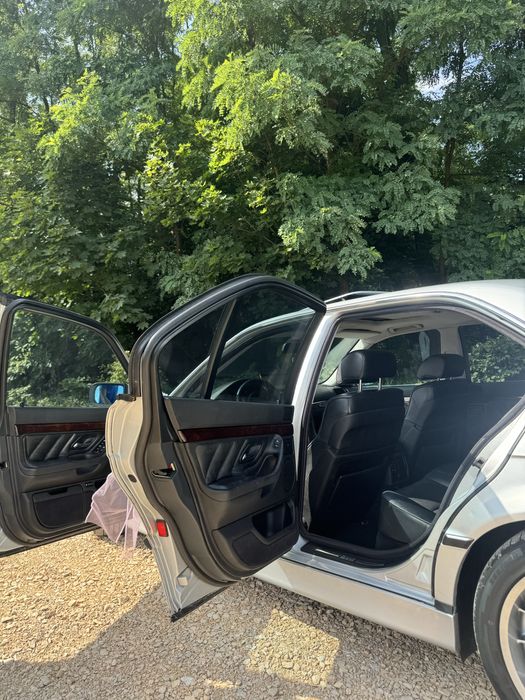 Auto do ślubu Mercedes GLE, E-klasa, BMW E38