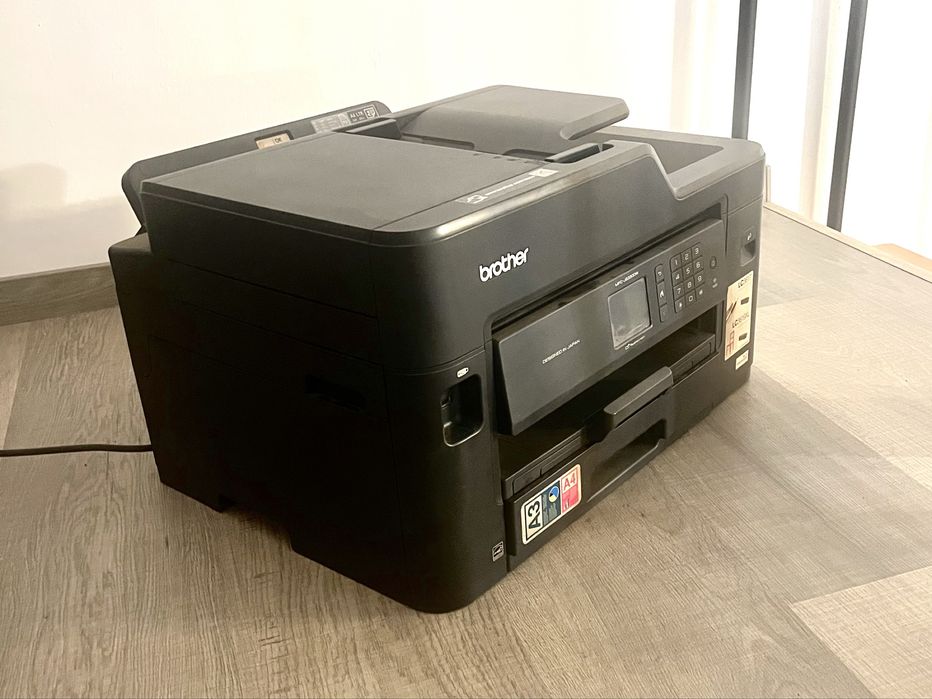 Urządzenie wielofunkcyjne Brother MFC-J2330DW