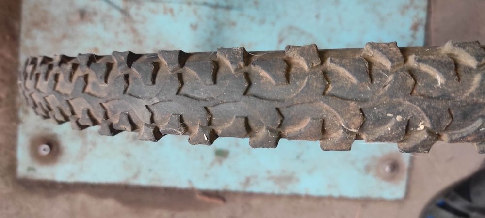 Вело шина от спортивного велосипеда