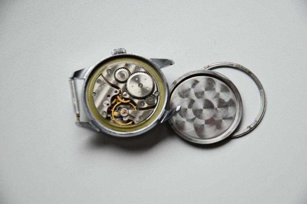 Zegarek WOSTOK 17 jewels mała sekunda